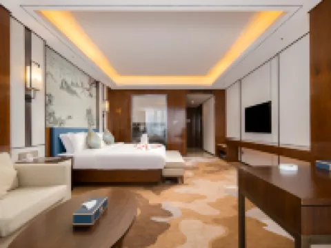 Dechen Jinling Grand Hotel Hotels in Huaining