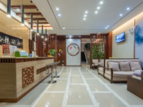 Shuanglong Hotel (Binchuan Bus Terminal Branch, Dali Prefecture) Hotels in Binchuan