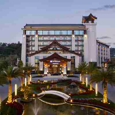 Wyndham Xinyi Lotus Lake Hotel Exterior