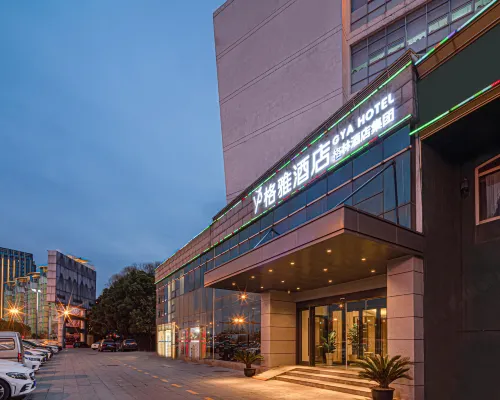 GYA HOTEL Hotels near Feng Bridge