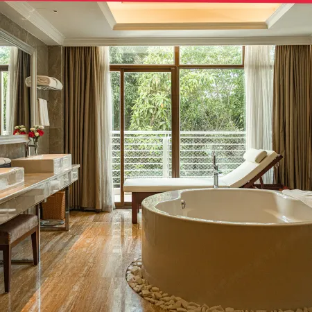 Hongge Hot Spring Resort