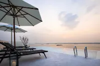 Floral Lux · Wuhu Bole Art Homestay (Riverside Park) - Romantic