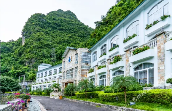 興義吉隆堡度假村