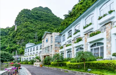 Jilongbao Resort