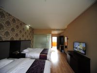 泸沽湖天海酒店 - 高级双床房