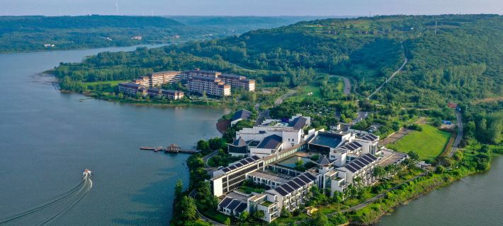 Jinling Resort Tianquan Lake Hotels in Xuyi