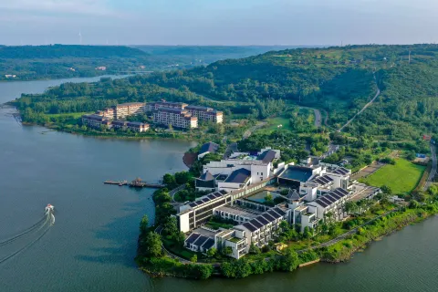 Jinling Resort Tianquan Lake