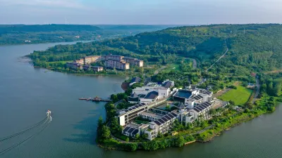 Jinling Resort Tianquan Lake Hotels in Huai'an