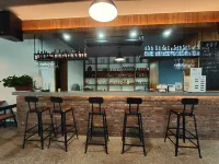 HOTEL IN THE CLOUDS - Quầy bar