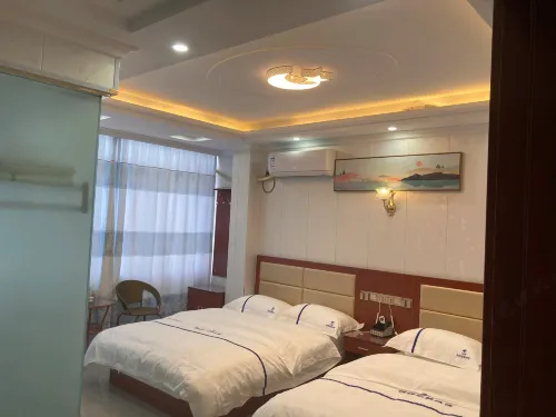 Jinzhai Qiancheng Hotel