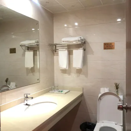 Lianyuan Business Hotel