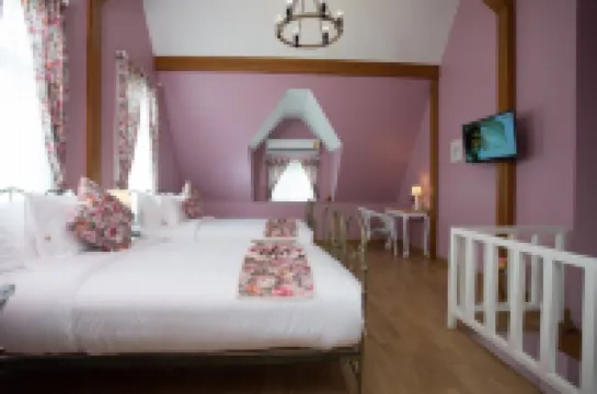 ヒルズボロー イングリッシュカントリーハウス ホテル＆レジャー