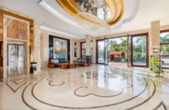 Ledong Baolong Hotel