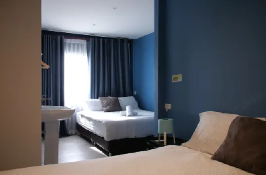 Sleep with Me Bangkok - BTS Phra Khanong Các khách sạn gần The Lofts Ekkamai