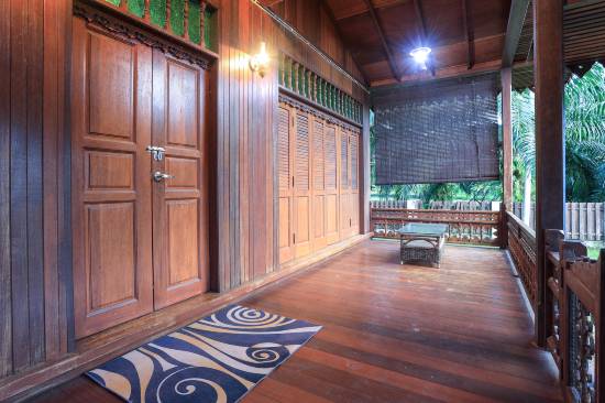 Oyo 90256 Rb Beach Homestay Kuala Sungai Baru Updated 2021 Price Reviews Trip Com