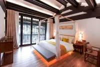 Yunshang Jiangnan Inn - balcony