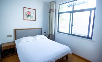Fengyuelou·Villa Mountain View Leisure Resort Meisu (Wuyuan Shicheng Hongfengye Scenic Area)