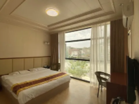 Chengkou Yanghao Village Hotel