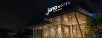 Juno Jatinegara Jakarta Hotels near Cijantung Gate Park