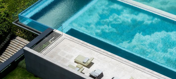 Crowne Plaza SHENZHEN WECC by IHG Ξενοδοχεία στην πόλη Σεντσέν