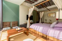 Wozaitiantaishan Dengni Guesthouse - غرفة مطلة على الجبل