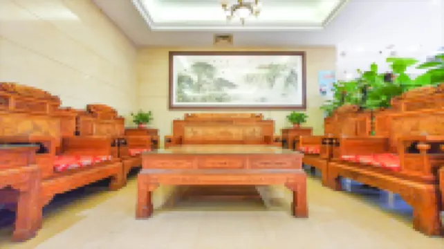 皇格大酒店（汕頭萬象城龍眼南路美食街店）