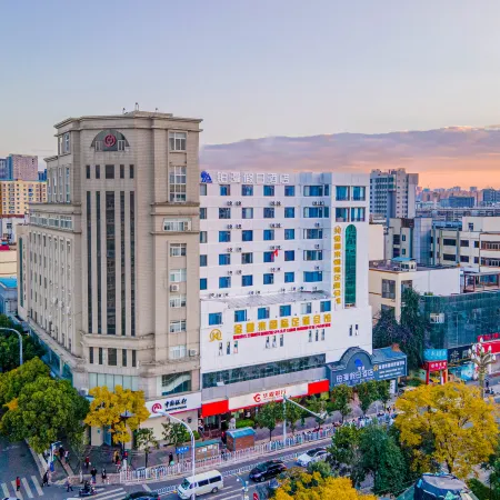 Bayman Holiday Inn Guandu Square Kunming