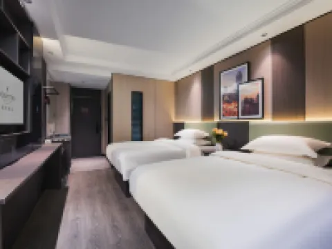 Yinguang Lijing Hotel (Municipal Government Central Mall)