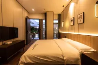 Pu · Qing She Hotel (Panzhihua South Railway Station) Hotels in Panzhihua