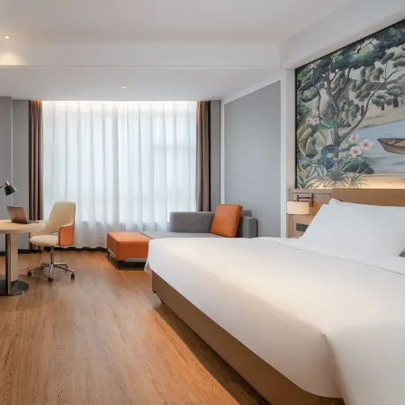 Vienna Hotel (Wuzhou Qilou City Store)