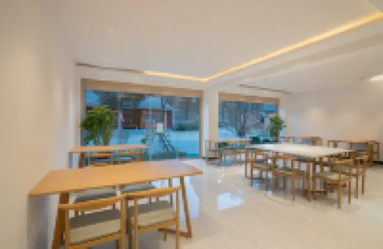 Flower Language Hotel Wuhu Lakeside