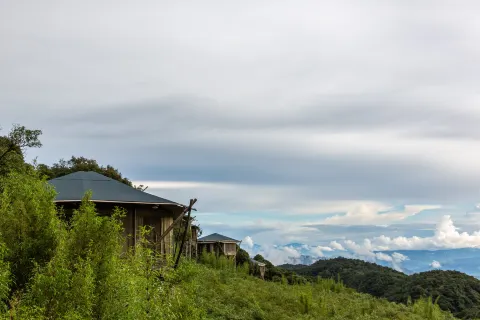 Vinetree Southern Silk Road Tented Resort ( Gaoligong）
