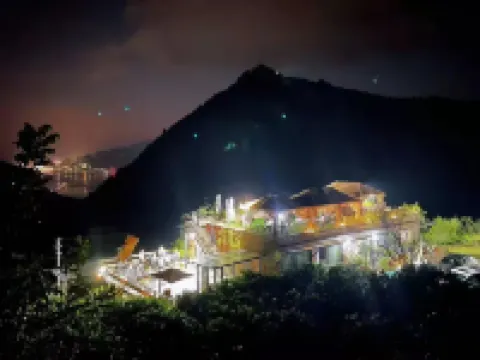 Fengjie Huantang Manwu Homestay