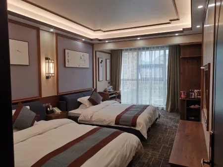 Yinjiang Yonghui Hotel Отели рядом с достопримечательностью «Yinjiang Museum»