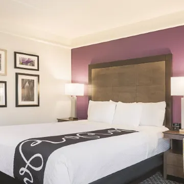 La Quinta Inn & Suites by Wyndham Atlanta Perimeter Medical