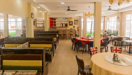 Jelly's Haven Resort Отели рядом с достопримечательностью «Marikaban Beach»