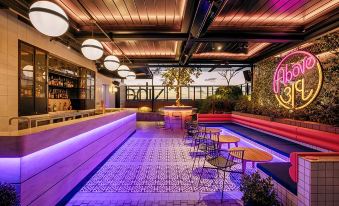 Vibe Hotel Sydney Darling Harbour