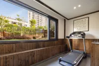 Floral Hotel· Wuyuan Huiyuge Hotel (Wuyuan High-speed Railway Station Shop)