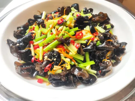 Vienna Hotel (Shouguang People's Square) Отели рядом с достопримечательностью «Shouguang Vegetable Hi-Tech Demonstration Park»