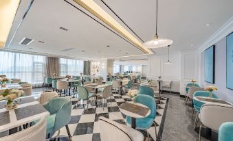Xana Hotelle (Wuzhou Teng County Weilin City Plaza)