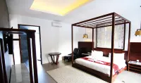Grand Master Villa Tomohon