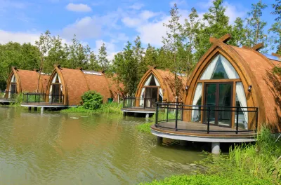 Guli Hongdou Resort • Lake Lodge Hotels near Zhonghong Wanjia