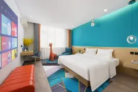 Ikea Hotel (Dalian Railway Station Store)