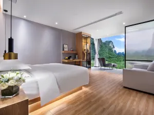 Lanshan Wangyue Homestay (Yangshuo Shili Gallery Store)