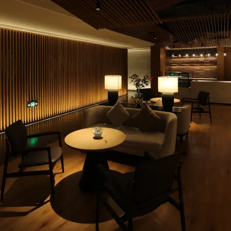 Foshan Lanshe Designer Homestay (Shunde Fengjian Shuixiang Branch)