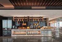 MINGHU DAWN RESORT - breakfast