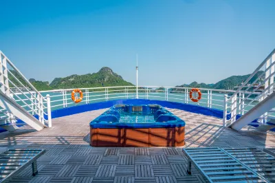 Halong Dragon Bay Cruise Hotels in Ha Long