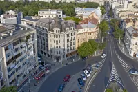 Zeus Essence Bucharest Venezia