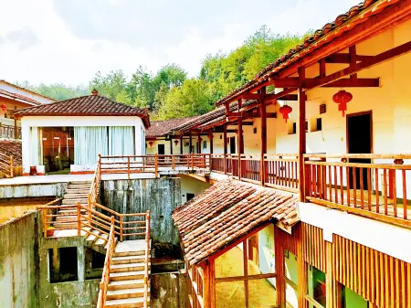Yuanwu Tiancheng Mountain Residence Отели рядом с достопримечательностью «Tiancheng Qixia Scenic Spot»