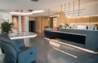 Xilinhot Yiyi Luxury Hotel
